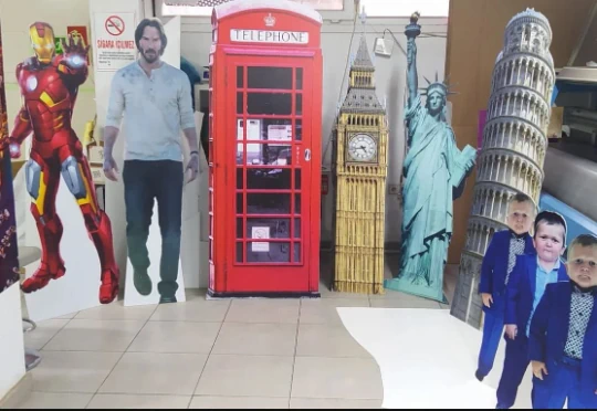 Modello di cabina telefonica rossa di Londra, modello di decorazione in plastica di grandi dimensioni